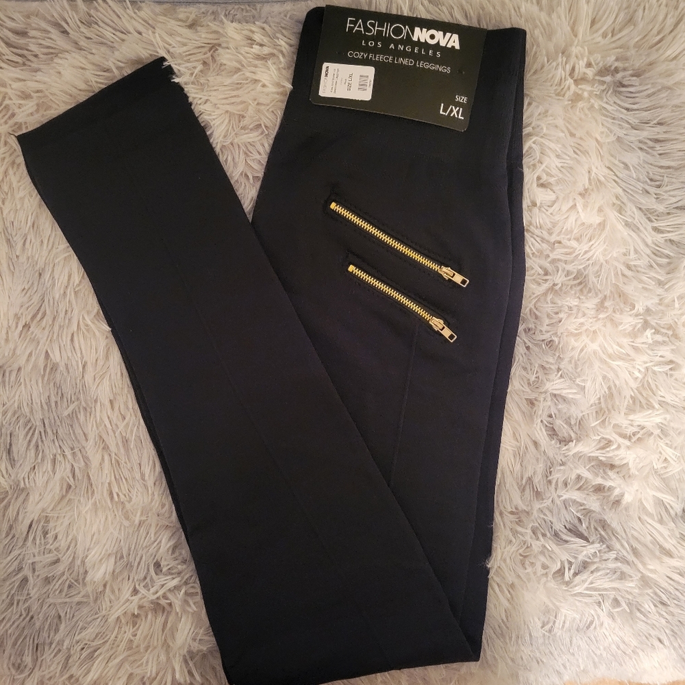 Fashion Nova black fleece leggings size L/XL